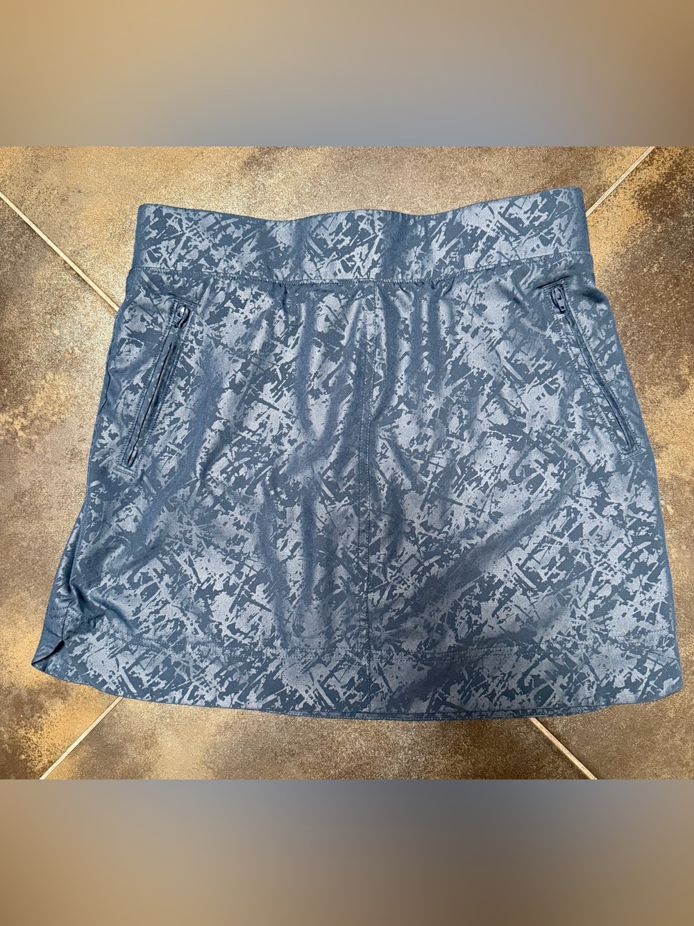 Orvis Blue Patterned Athletic Skort with Zip Pockets